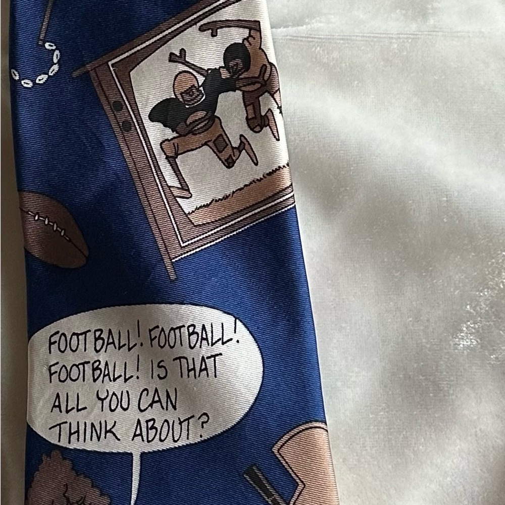 Mens RICHARD L TORREY Originals BENCHWARMERS - Football Theme - BLUE Silk Tie